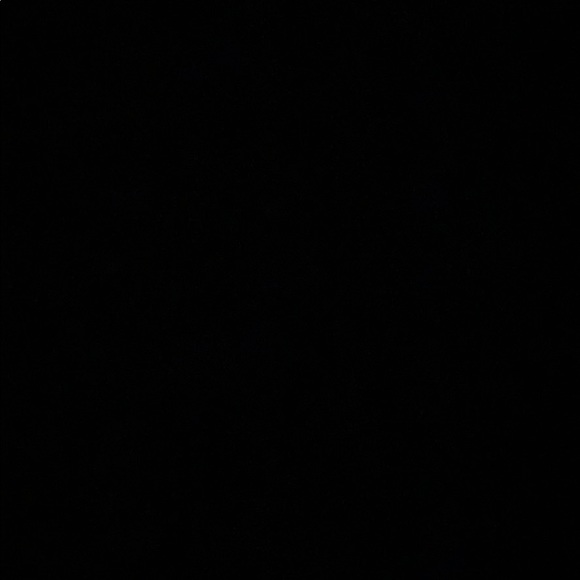 Meet your Posher, Carlee - Picture 1 of 1